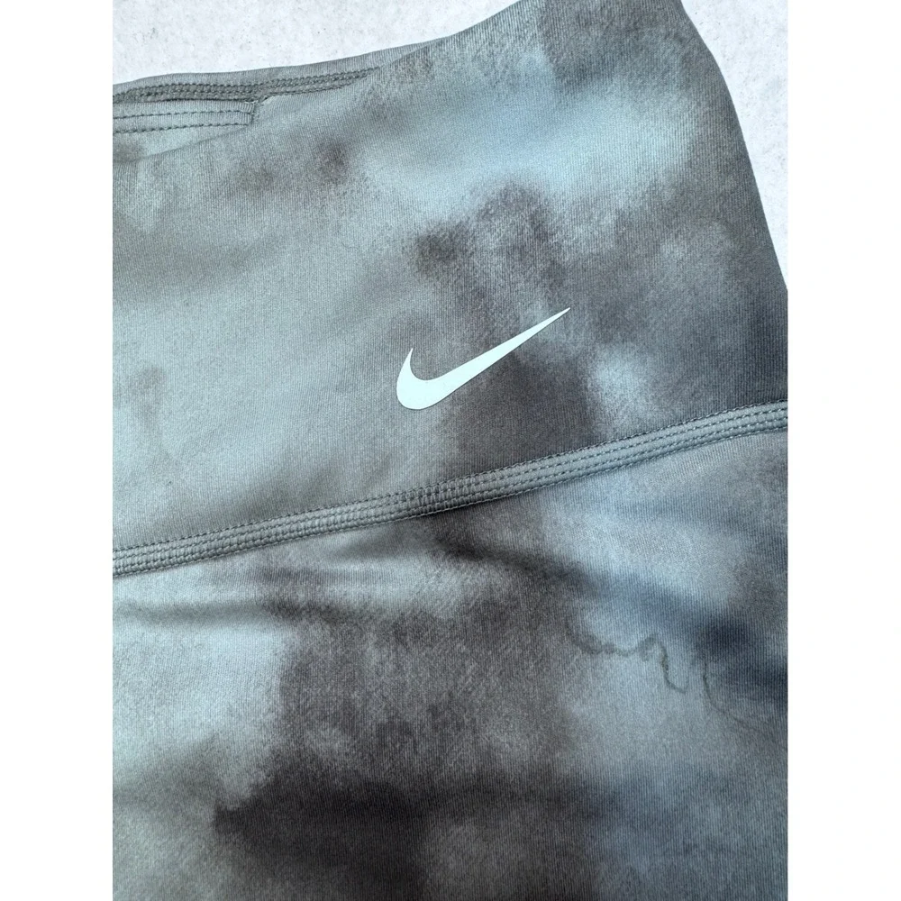 Nike Dri-FIT Womens Grey Tie Dye Biker Shorts High Waisted Yoga Gym Size S